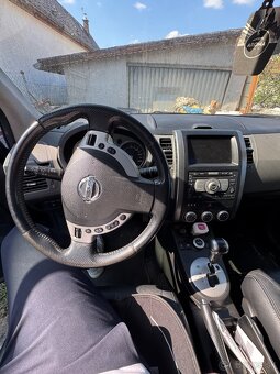 Nissan xtrail 2.0d - 10