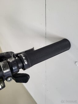 Bicykel Kellys M - 10