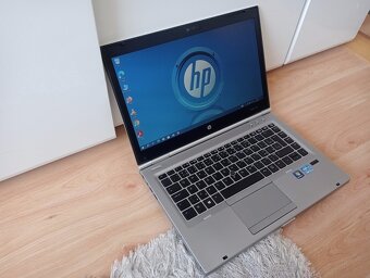 predám HP elitebook / 8gb ram / Intel core i5 / 256gb ssd- - 10