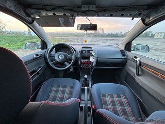 Volkswagen Polo, 1.2HTP 47kW 01/2002 - 10
