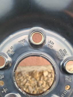 5x112 R16 Škoda, Volkswagen, Seat, pneu 215/60 R16 zimne - 10