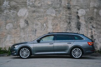 ✅ Škoda Superb Combi 2.0 TDI SCR Style DSG Virtual - 10