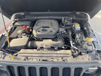 Jeep Wrangler UNLIMITED 2.0T 272k 8T Sahara Odpočet DPH - 10