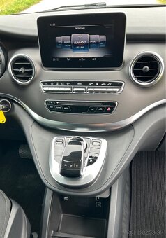 Mercedes Benz V250 - 10