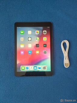 Apple iPad Air 16GB - 10