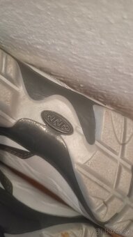 velkost 38 a 45 - bezkarske topanky FISCHER NNN - 10