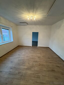 Prenájom domu v obci Úľany nad Žitavou - 10