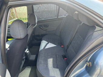 Peugeot 406 2.0HDi - 10