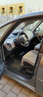 Citroën C4 Picasso - 10