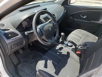 Renault fluence - 10