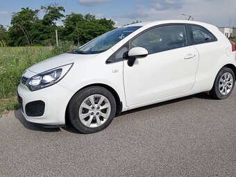 Kia Rio 1.4 CRDI rok výroby 10/2014 kúpene v SR - 10