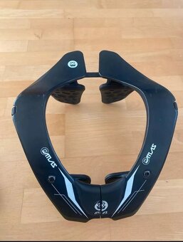 Motokrosový nákrčník Alpinestars BNS Tech-2 - 10