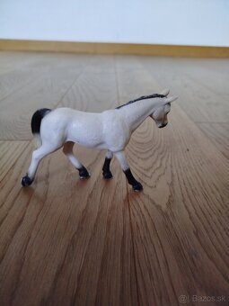 Koníky schleich - 10