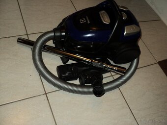 Elektro - rôzne,ohrievač,mikrovlnky,vysávače,.. - 10