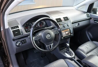 Volkswagen Touran 2.0 TDI Highline DSG - 10