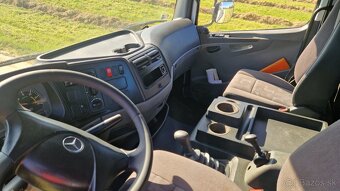 Mercedes Atego 1218 Hákový nosič kontajnerov - 10