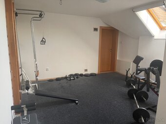 VÝHODNÁ CENA 5i RD, sauna, fitnes, možnosť bývania aj podn - 10