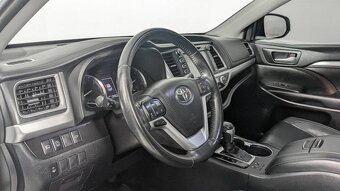 2018 TOYOTA HIGHLANDER XLE AWD 3.5V6 - 10