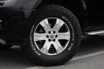 Nissan Pathfinder 2.5 dCi XE - 10