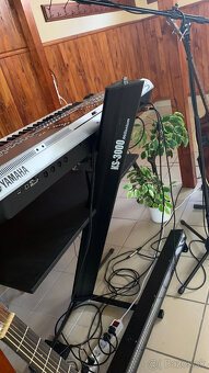 Yamaha Tyros 5 - 10