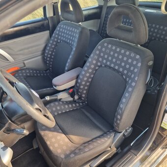 Vw New Beetle 2.0 mpi - 10