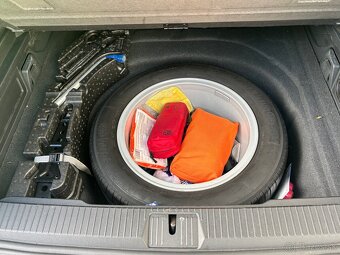 VW Passat 1.6TDI kombi - 10