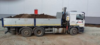 Autodoprava s hydraulickou rukou a vyklápač - 10