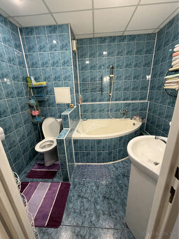 Na predaj 3-izbový byt v Humennom. - 10