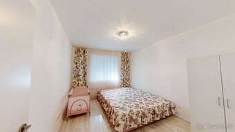 Zabývaná Novostavba svojim jedinečným štýlom je NA PREDAJ - 10