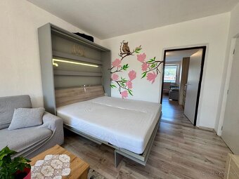 Väčší 2 izbový byt na predaj - Brezno - 10