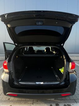 Predám Hyundai i40CRDI 1.7 - 10