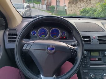 Volvo XC90 2.4 - 10