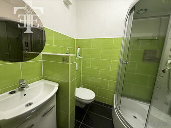 Prenájom 1 izbového bytu s vlastným parkovaním na sídlisku F - 10