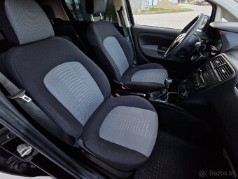 Predám Fiat Punto Grande 1.2 48 KW, r.v. 2008 - 10