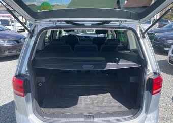Volkswagen Touran 1.6 TDI COMFORTLINE ACC NAVI nafta manuál - 10