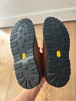 Dámske topánky Danner - 10