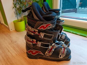 detske lyziarky, prilba a okuliare - 10