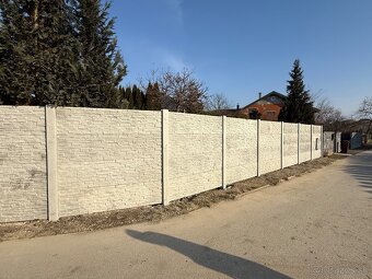 AKCIA- Bezpórové vibroliate betónové oplotenie od výrobcu. - 10