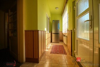 Rodinný dom na predaj s veľkým pozemkom, Kostoľany pod Tribe - 10
