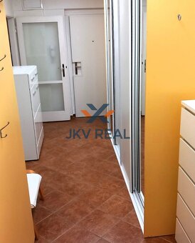 Na PREDAJ 2 izbový byt v obľúbenej lokalite, Bratislava- Ruž - 10