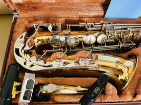 Predám nádherný Es- Alt saxofón Yamaha YAS 23, vynikajúci ná - 10