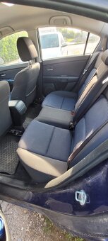 Mazda 3 - 10