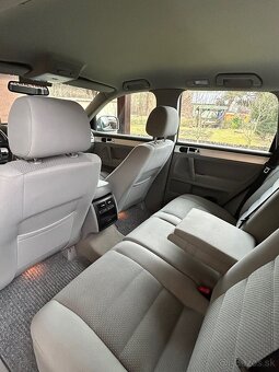 Volkswagen Touareg 3.0 TDI V6 - 10