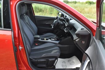 PEUGEOT 2008 1.2 AUTOMAT //LED/ VIRTUAL/ 13.700,- EUR - 10