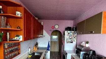 VEĽKÝ 4-IZBOVÝ BYT PO REKONŠTRUKCII – HUMENNÉ, SÍDLISKO III - 10