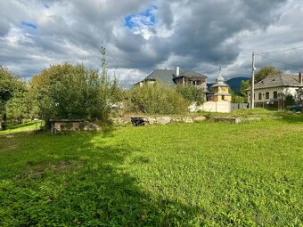 Priestranný stavebný pozemok - 10