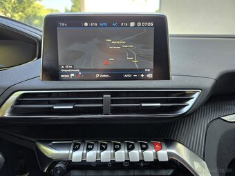 Peugeot 3008 1.2 PureTech 130k Active Pack, Mesačne: 220€ - 10