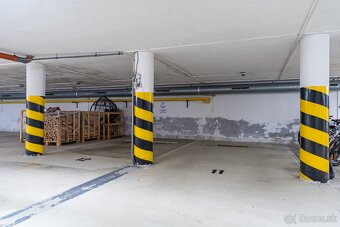 NA PREDAJ VÝNIMOČNÝ BYT V SRDCI MESTA TRENČIANSKE TEPLICE - 10