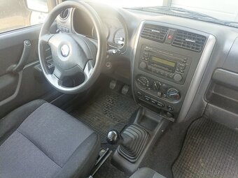 Suzuki Jimny 1.3i 4x4 - 10