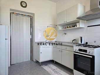 REZERVOVANÉ Na PREDAJ RD Zobor s krásnym pozemkom 941m2 - 10